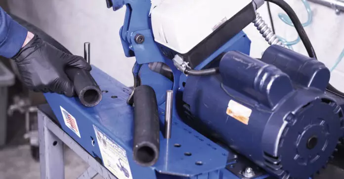 best way to cut hydraulic hose